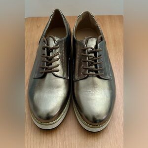 Metallic Gold Oxford Shoes